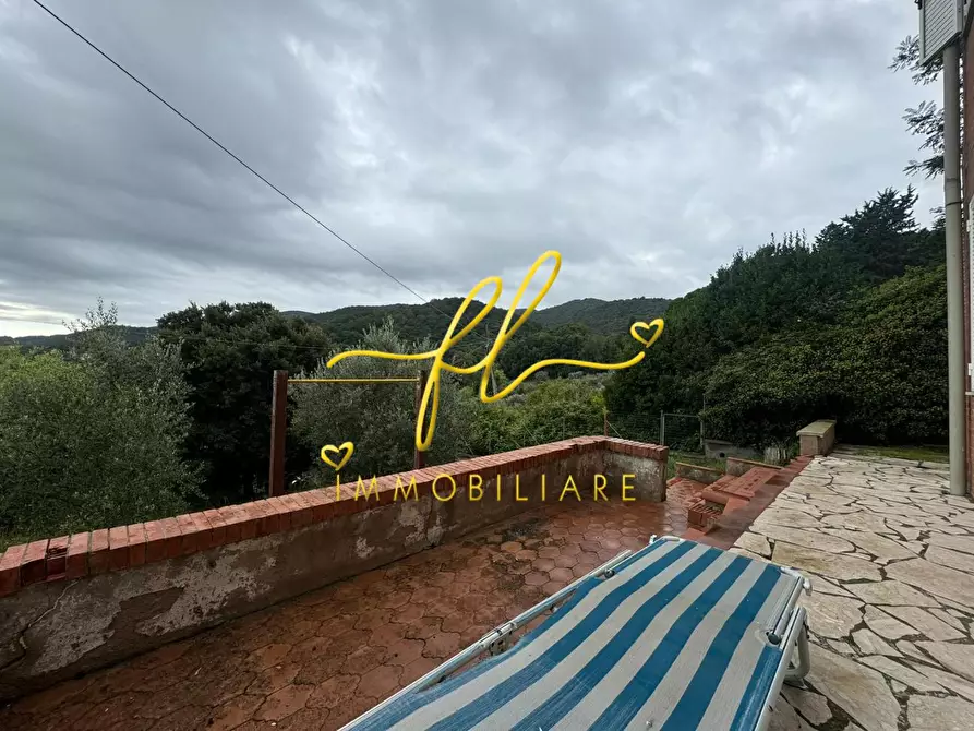 Immagine 41 di Villa in vendita  a Collesalvetti