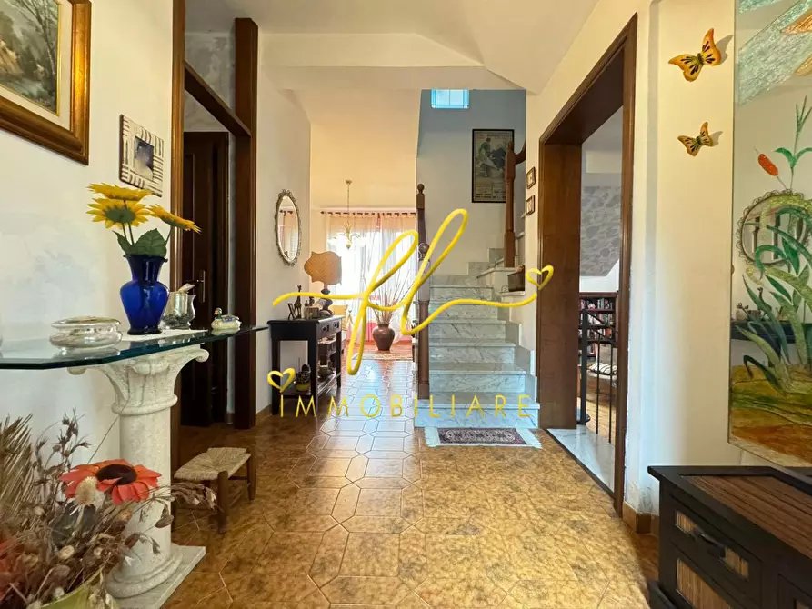 Immagine 14 di Villa in vendita  a Collesalvetti