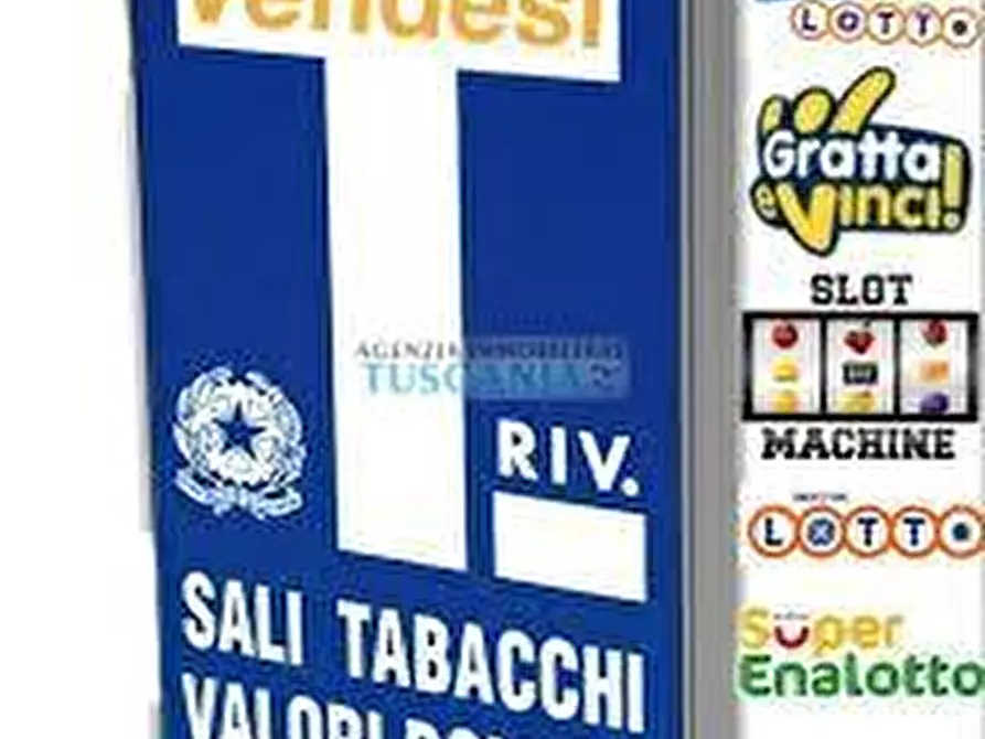 Immagine 1 di Attività commerciale in vendita  a Rosignano Marittimo