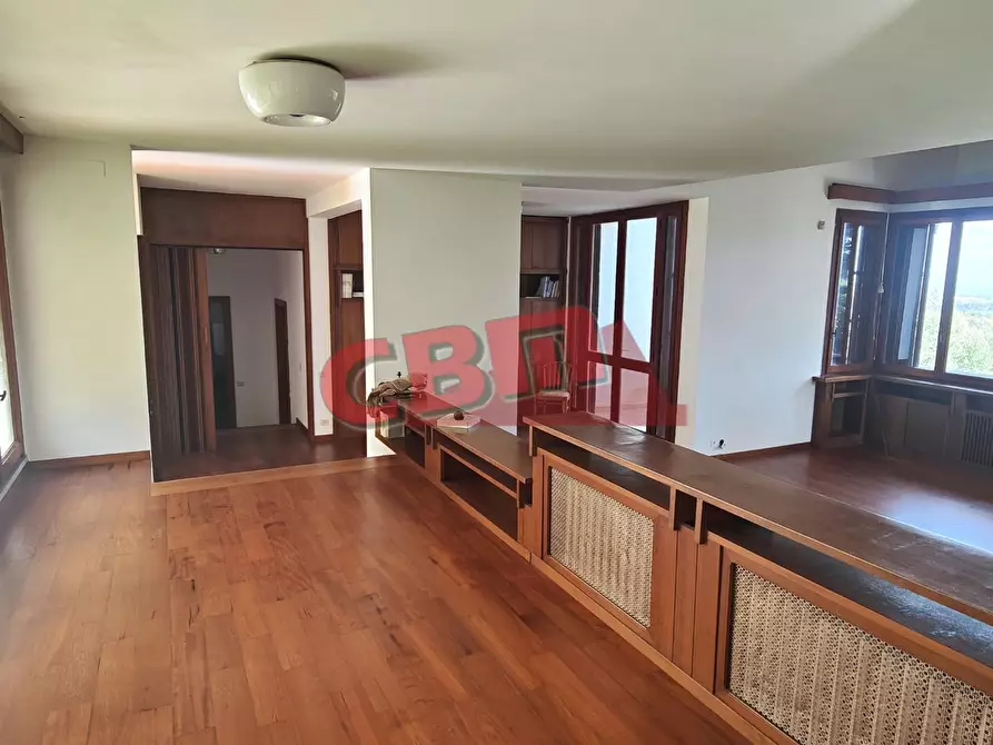 Immagine 7 di Villa in vendita  a Livorno