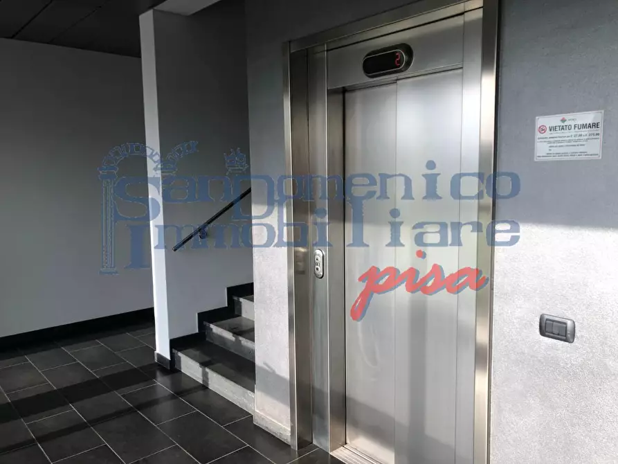 Immagine 4 di Ufficio in vendita  a Pisa
