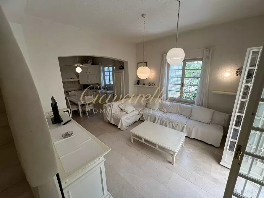 Immagine 3 di Casa semindipendente in vendita  a Forte Dei Marmi