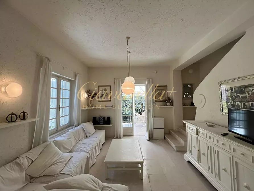 Immagine 14 di Casa semindipendente in vendita  a Forte Dei Marmi