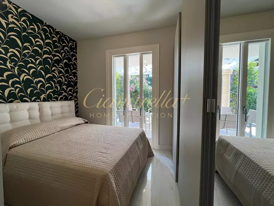 Immagine 21 di Villa in affitto  a Forte Dei Marmi