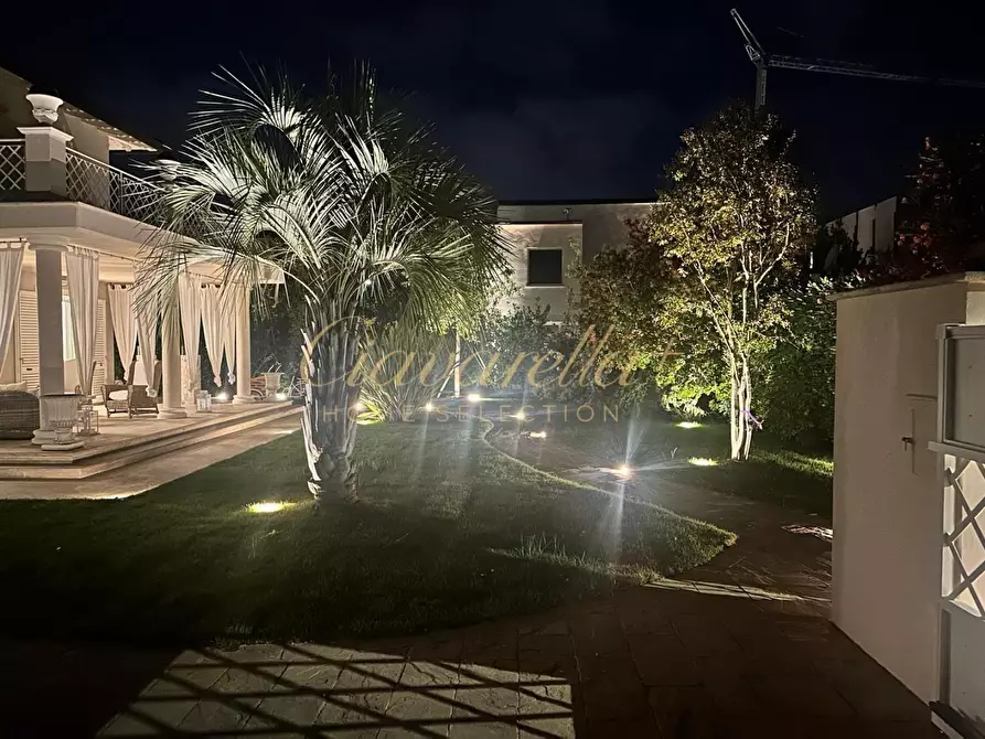 Immagine 39 di Villa in affitto  a Forte Dei Marmi