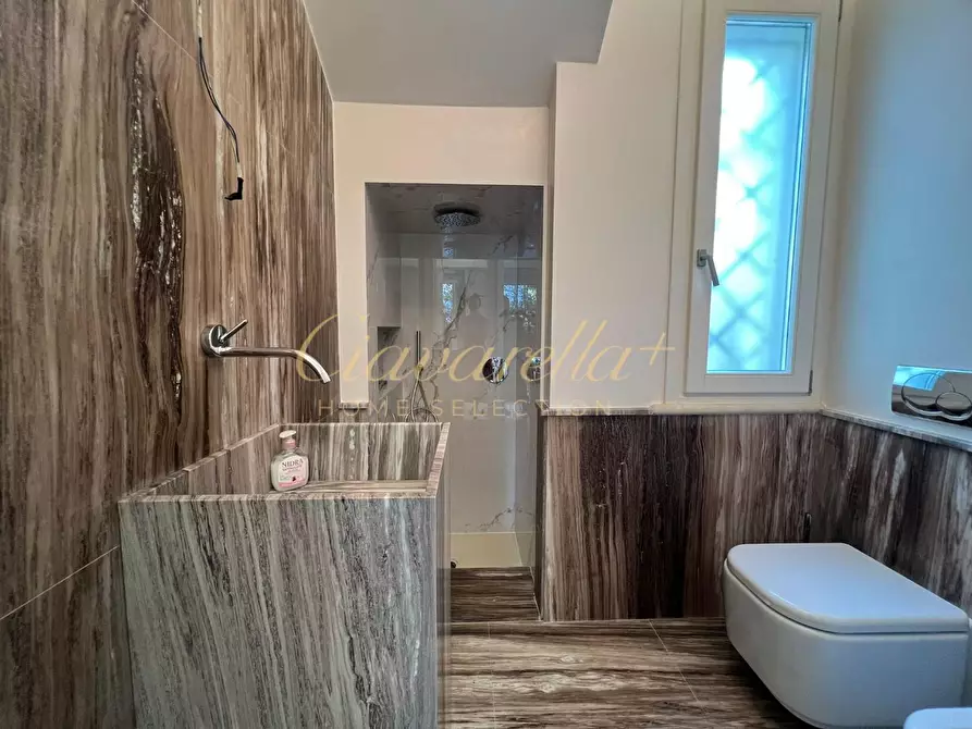 Immagine 20 di Villa in affitto  a Forte Dei Marmi