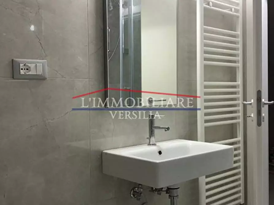 Immagine 6 di Appartamento in vendita  a Massa