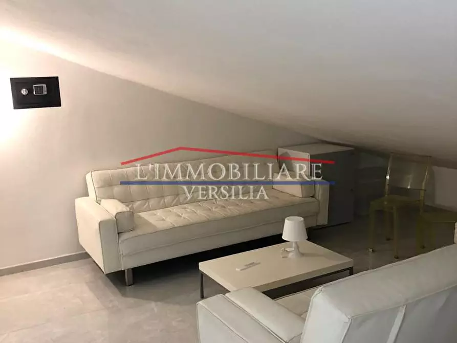 Immagine 3 di Appartamento in vendita  a Massa