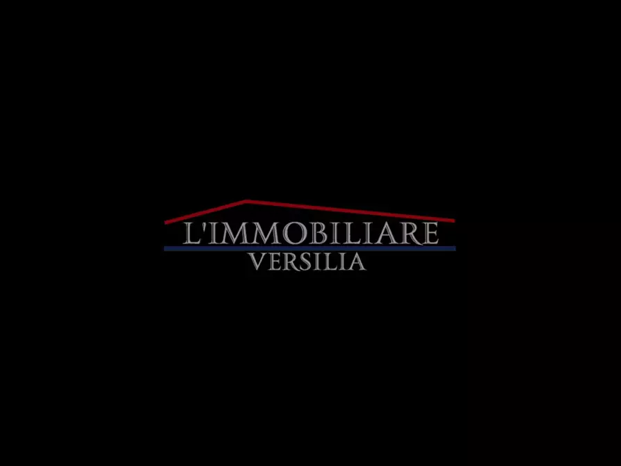 Immagine 18 di Villetta a schiera in vendita  a Montignoso