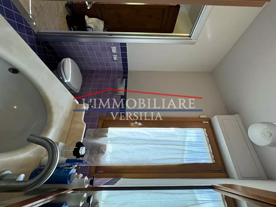 Immagine 16 di Villetta a schiera in vendita  a Montignoso