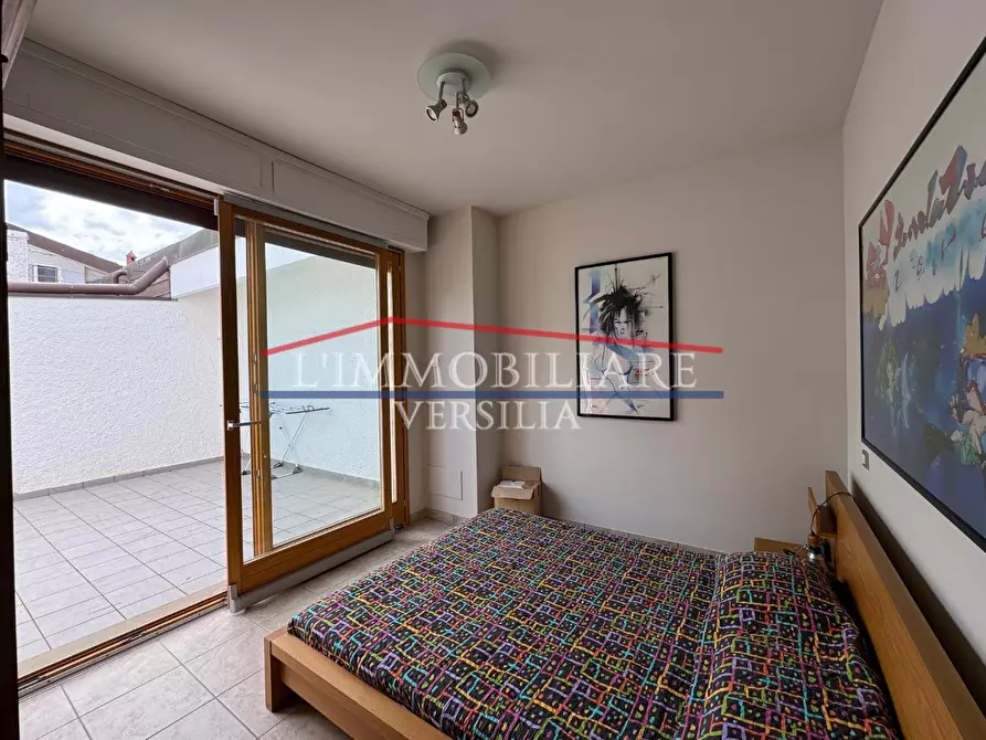 Immagine 8 di Villetta a schiera in vendita  a Montignoso