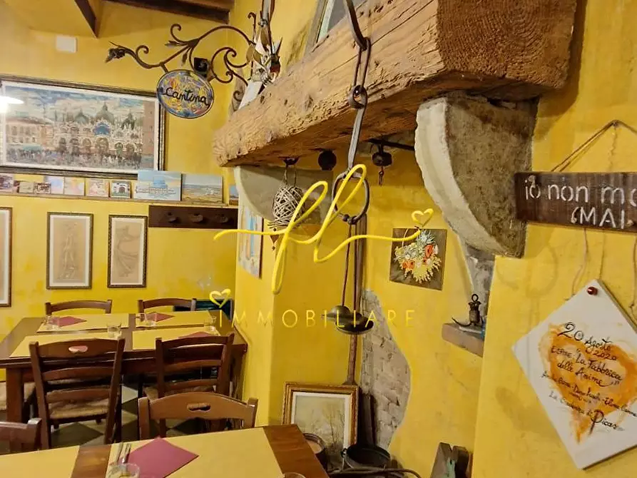 Immagine 17 di Bar / Ristorante in vendita  a Rosignano Marittimo