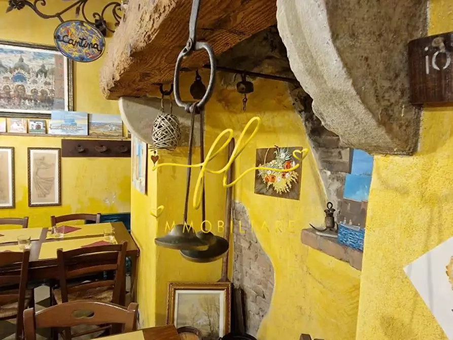 Immagine 18 di Bar / Ristorante in vendita  a Rosignano Marittimo
