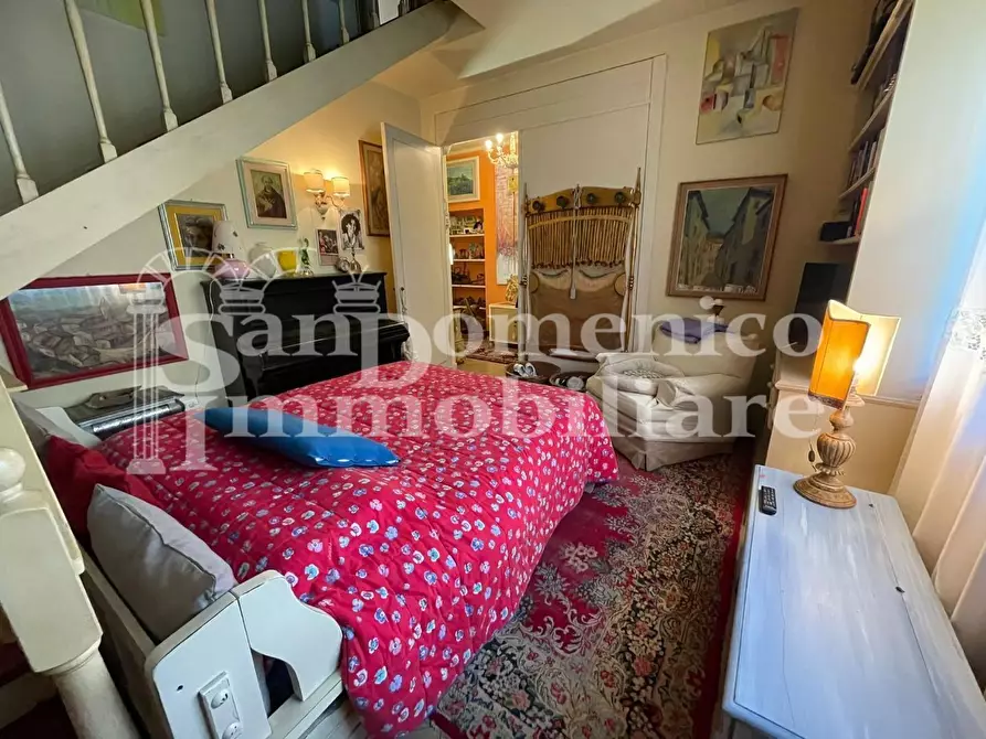 Immagine 39 di Villa in vendita  a Cascina