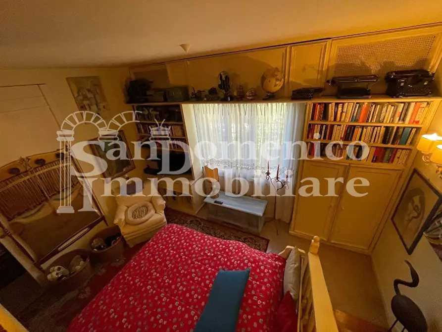 Immagine 45 di Villa in vendita  a Cascina