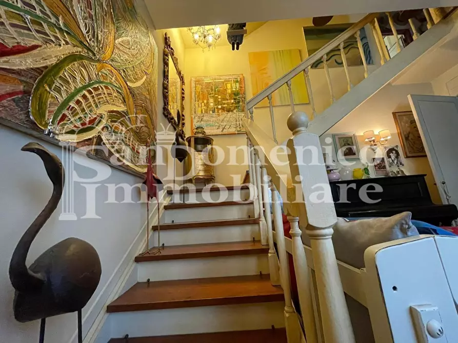 Immagine 42 di Villa in vendita  a Cascina