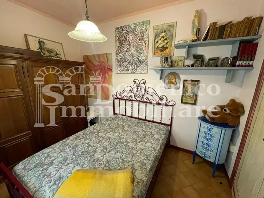 Immagine 52 di Villa in vendita  a Cascina