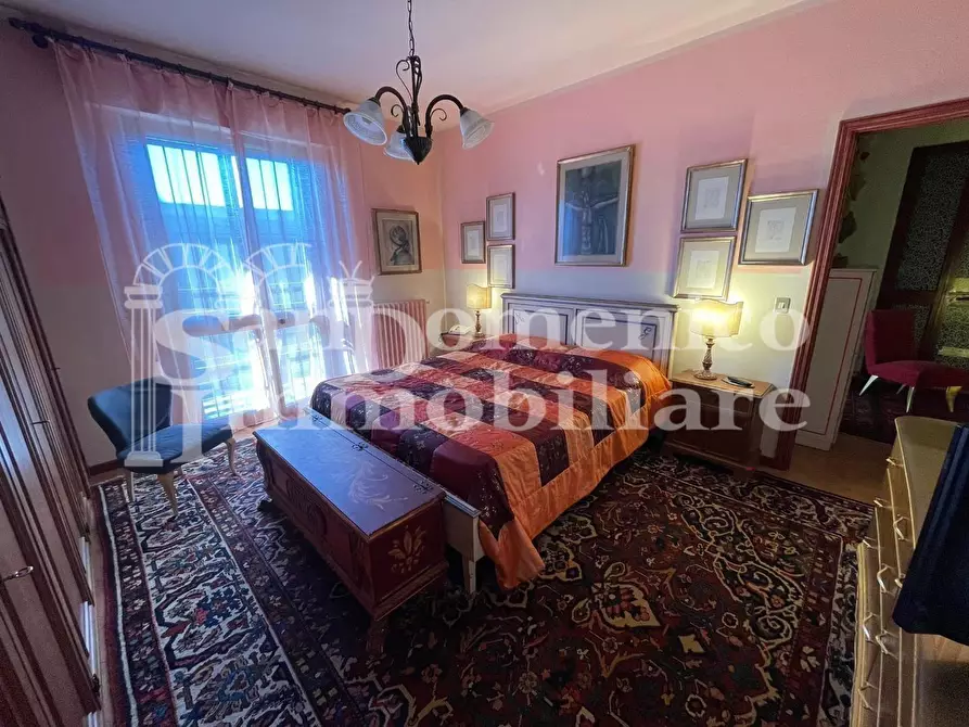 Immagine 47 di Villa in vendita  a Cascina