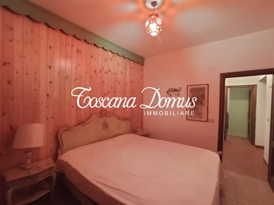 Immagine 28 di Villa in vendita  a Radda In Chianti