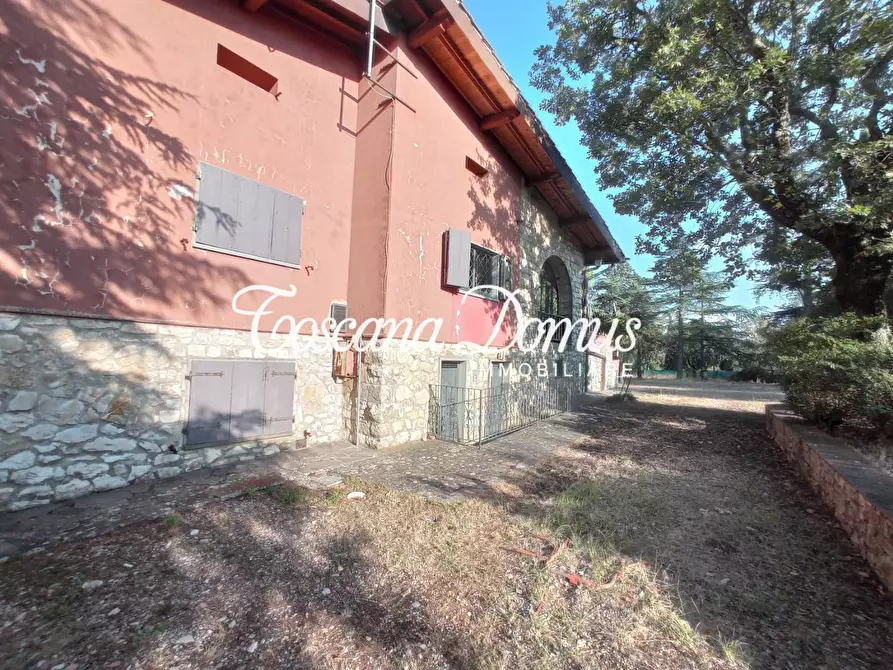 Immagine 43 di Villa in vendita  a Radda In Chianti