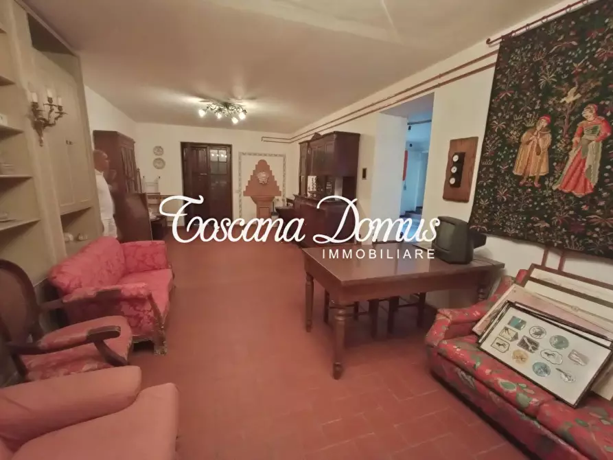 Immagine 26 di Villa in vendita  a Radda In Chianti