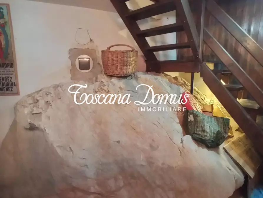 Immagine 21 di Villa in vendita  a Radda In Chianti