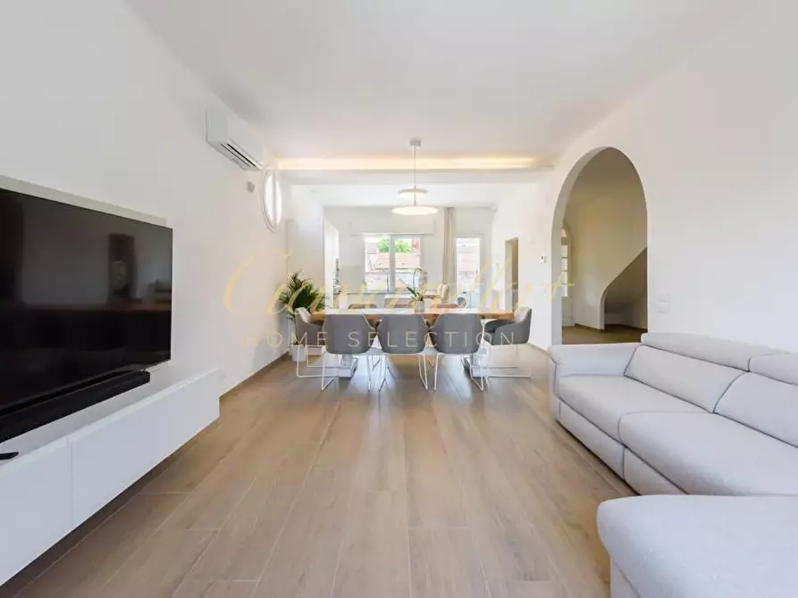 Immagine 10 di Appartamento in affitto  a Forte Dei Marmi