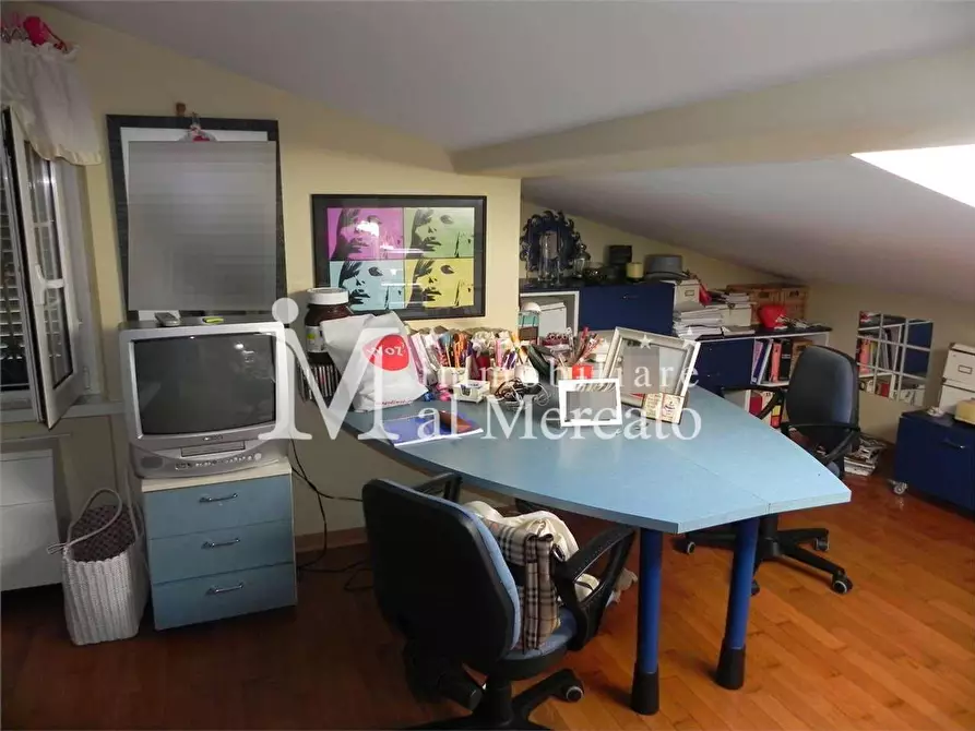 Immagine 25 di Villa in vendita  a Viareggio