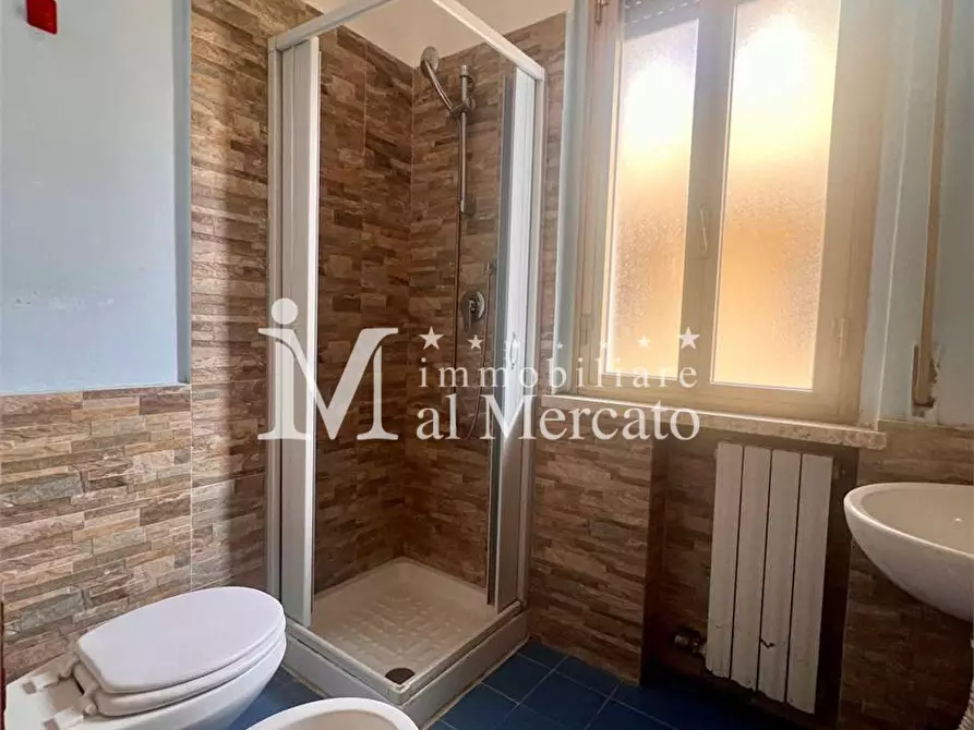 Immagine 25 di Villetta a schiera in vendita  a Viareggio