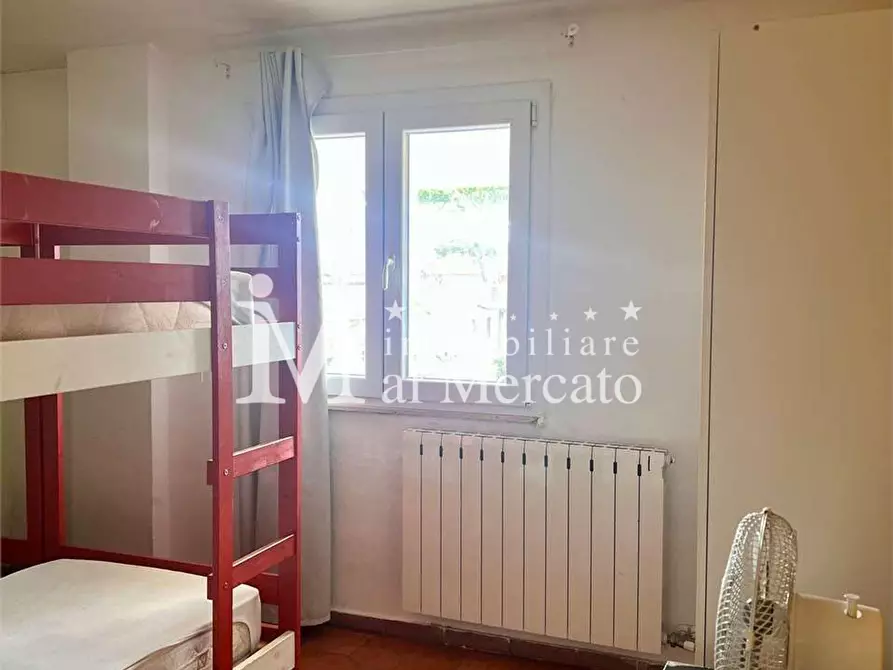 Immagine 29 di Villetta a schiera in vendita  a Viareggio