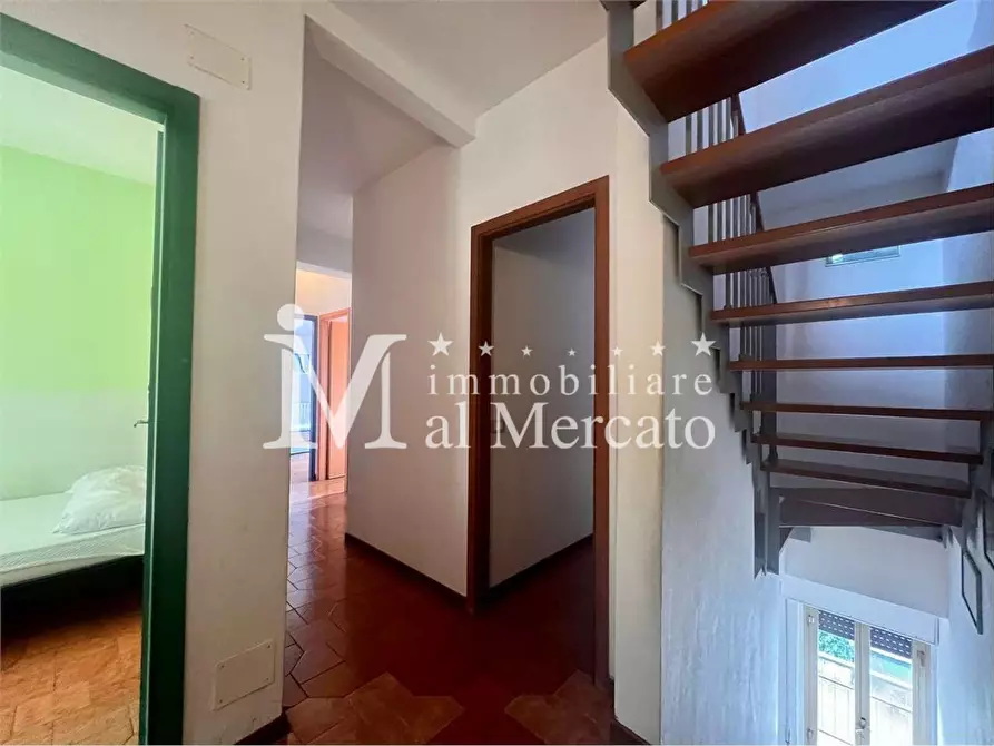 Immagine 39 di Villetta a schiera in vendita  a Viareggio