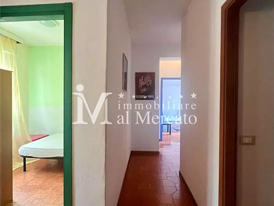 Immagine 37 di Villetta a schiera in vendita  a Viareggio