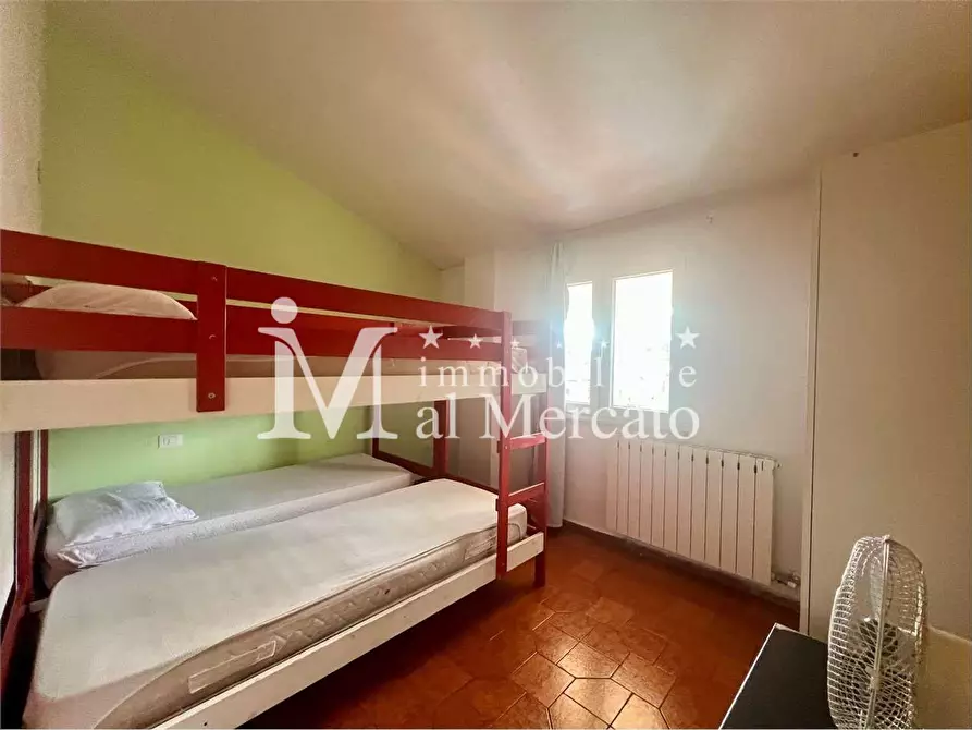 Immagine 31 di Villetta a schiera in vendita  a Viareggio