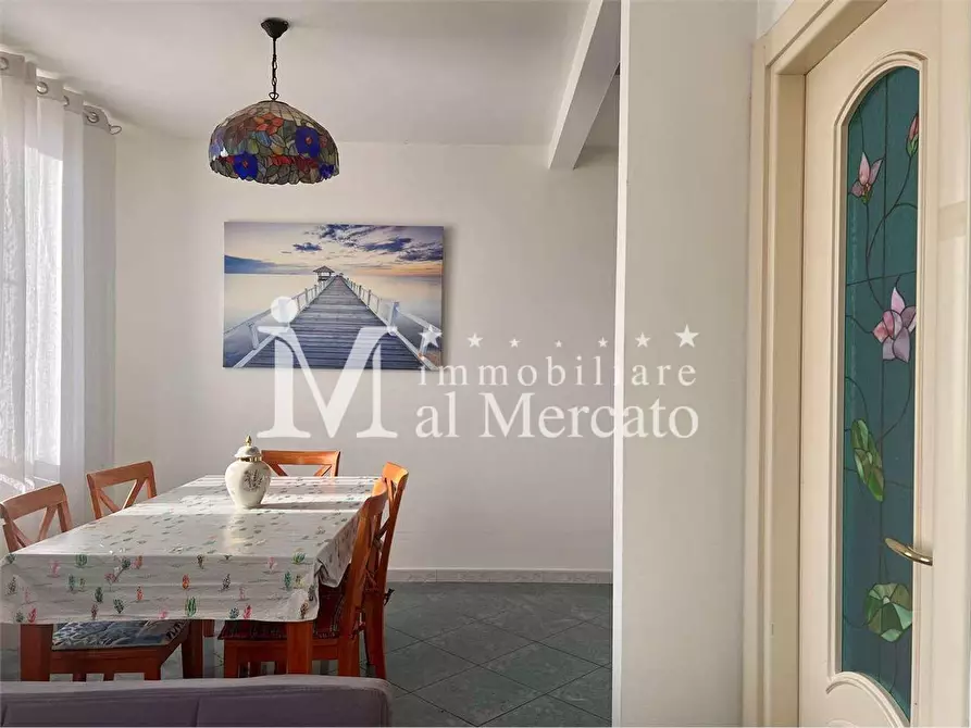 Immagine 6 di Appartamento in vendita  a Viareggio