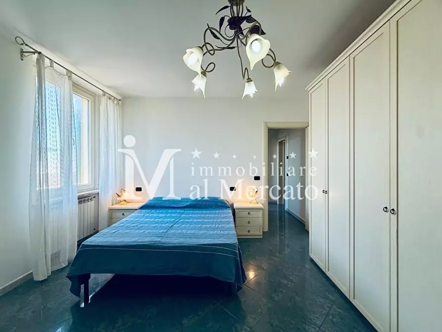 Immagine 16 di Appartamento in vendita  a Viareggio