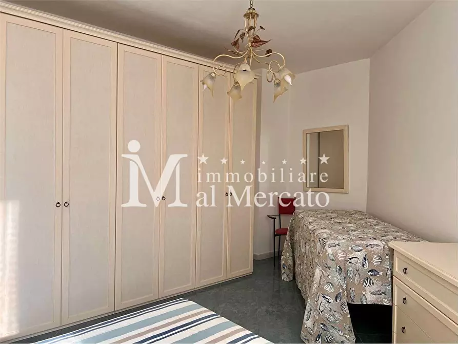 Immagine 39 di Appartamento in vendita  a Viareggio