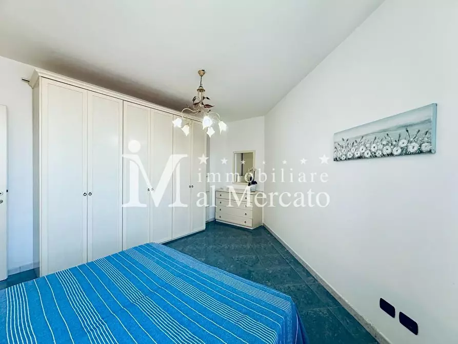 Immagine 18 di Appartamento in vendita  a Viareggio