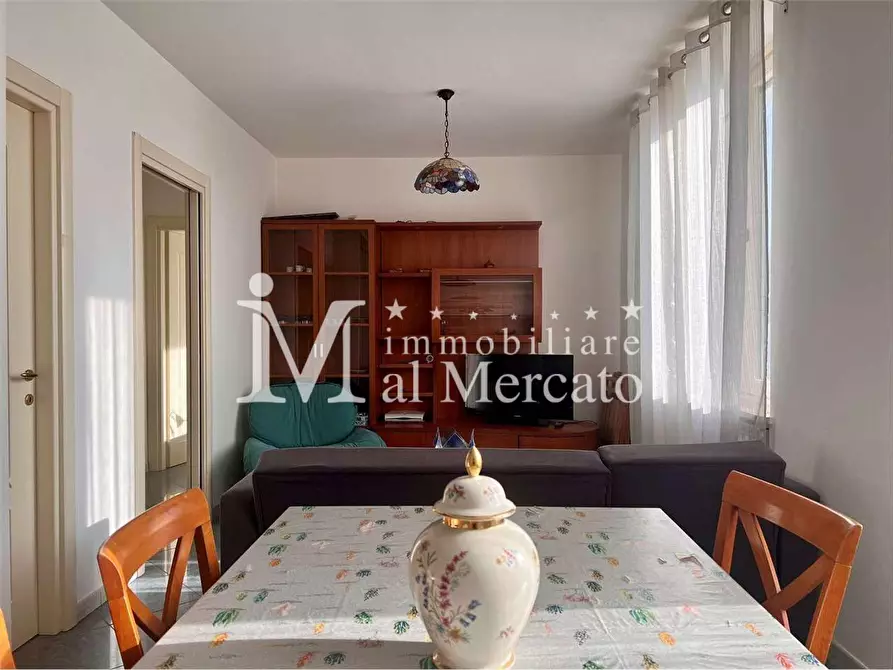 Immagine 9 di Appartamento in vendita  a Viareggio