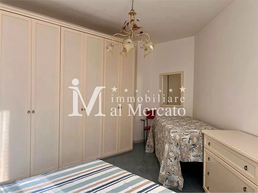 Immagine 43 di Appartamento in vendita  a Viareggio