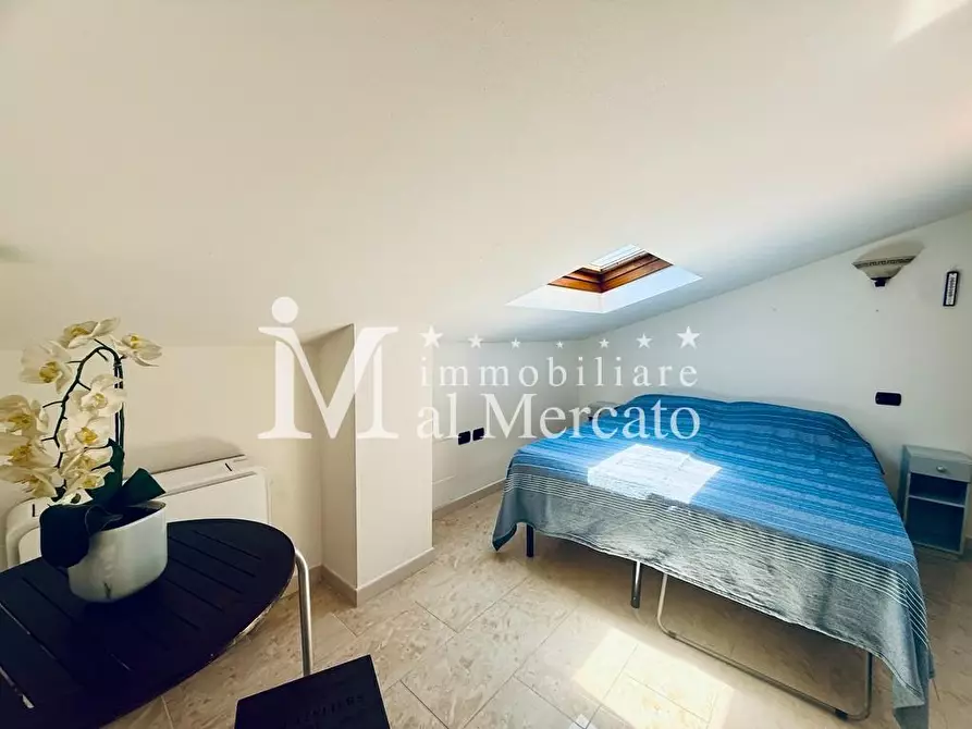 Immagine 25 di Appartamento in vendita  a Viareggio