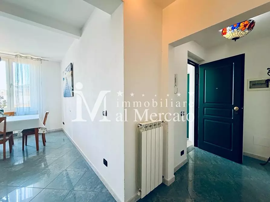 Immagine 14 di Appartamento in vendita  a Viareggio