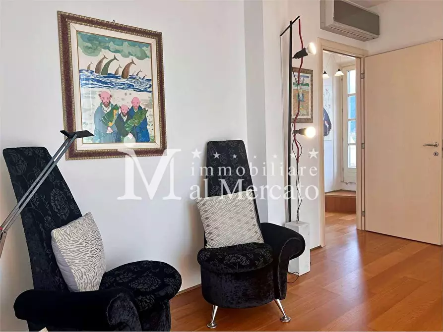 Immagine 74 di Villa in vendita  a Camaiore