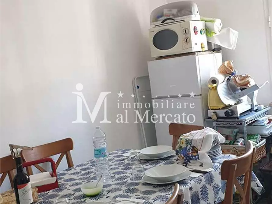 Immagine 8 di Appartamento in vendita  a Viareggio