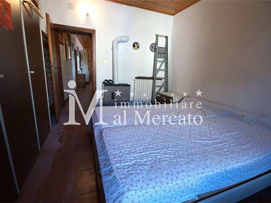 Immagine 15 di Appartamento in vendita  a Pescaglia