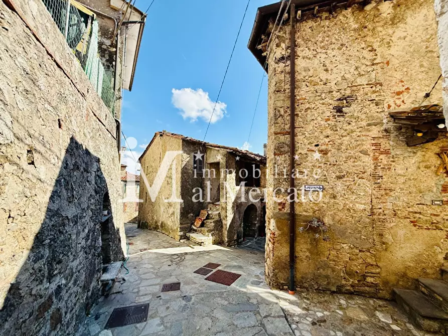 Immagine 19 di Appartamento in vendita  a Pescaglia