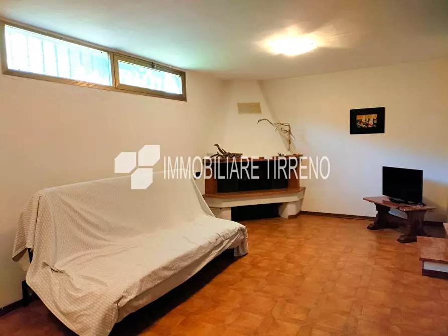 Immagine 13 di Appartamento in vendita  a Massa