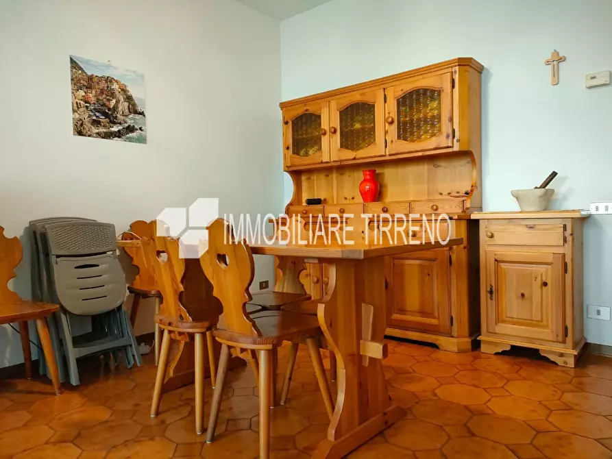 Immagine 6 di Appartamento in vendita  a Massa