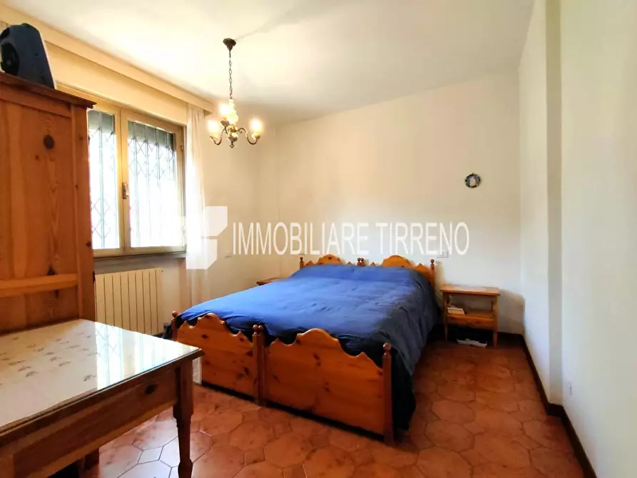 Immagine 8 di Appartamento in vendita  a Massa