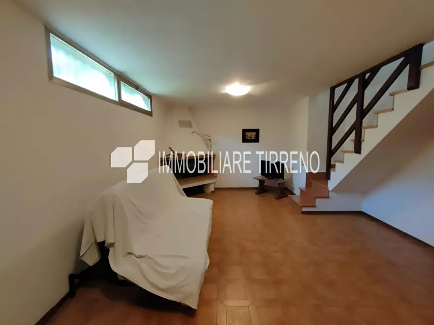 Immagine 23 di Appartamento in vendita  a Massa