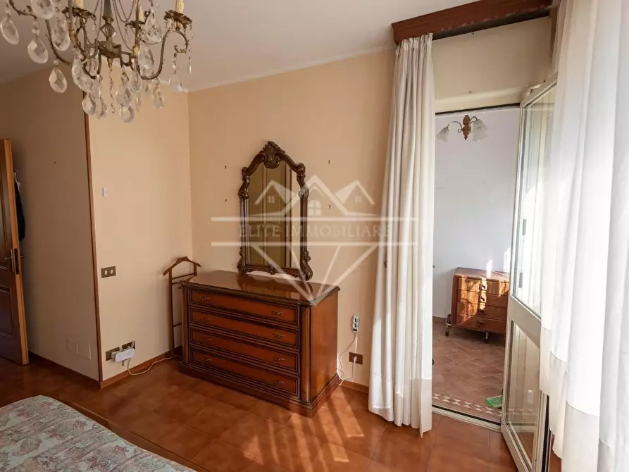 Immagine 12 di Villetta a schiera in vendita  a Ortonovo